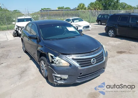 2014 Nissan Altima 2.5 S z USA, uszkodzony, nr VIN 1N4AL3AP0EC285805